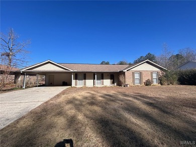 (private lake, pond, coastal) Home For Sale in Tuscaloosa Alabama