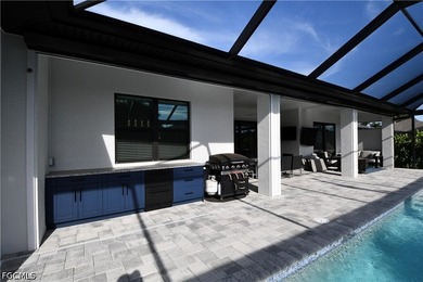 Exceptional custom craftsmanship and thoughtful design define - photo 34