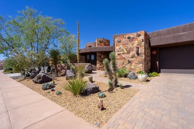 Experience luxury golf course living at its finest in this - photo 5