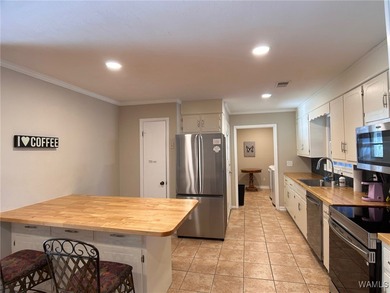 Price improved! Brand new architectural roof with warranty! - photo 7