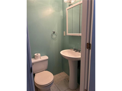 A great Town Home at a Great Price! 2 beds, 2 1/2 baths. Lower - photo 38