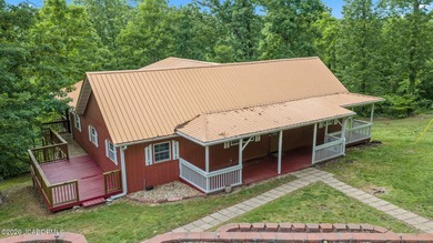 If you're looking for peace, privacy, and room to roam, this - photo 4