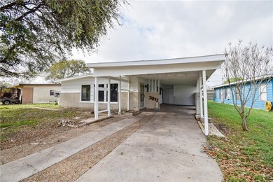 Central location and good schools. This Pretty 3 bedroom, 2 bath - photo 4