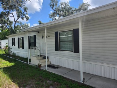 55+/91/3BD2BA/1352SQ/NEW AC/HANDICAP RAMP/SPLIT PLAN/SCREENED - photo 4