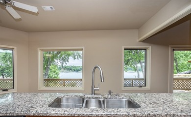 Exceptional Moss Lake retreat offering highly sought-after - photo 19