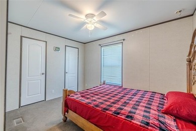 Beautiful 2020 mobile home in great condition located close to - photo 23