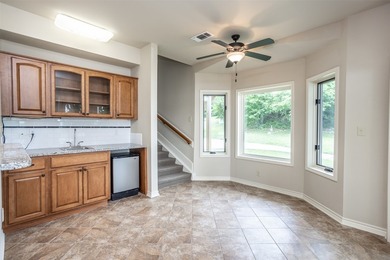 Exceptional Moss Lake retreat offering highly sought-after - photo 23