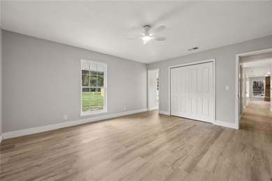 Discover your new home! This beautifully remodeled 2-bedroom - photo 24