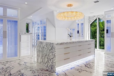 Welcome to Knightsbridge Estate. Set behind a gated entrance in - photo 26