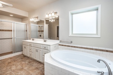 Exceptional Moss Lake retreat offering highly sought-after - photo 27