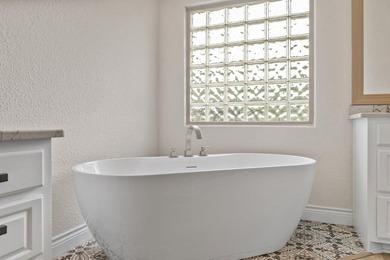 Situated within the gated Pecan Creek community of Horseshoe Bay - photo 29