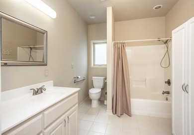 Exceptional Moss Lake retreat offering highly sought-after - photo 30
