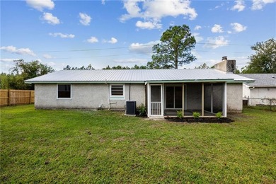 Discover your new home! This beautifully remodeled 2-bedroom - photo 35