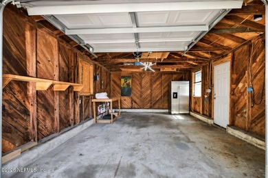 Adorable 3 bedroom Cottage Style Home with Detached Garage in - photo 37