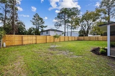 Discover your new home! This beautifully remodeled 2-bedroom - photo 38