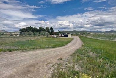 Calling all those dreamers searching for a turnkey residential - photo 3
