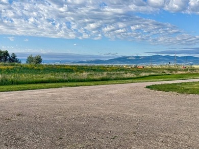 Calling all those dreamers searching for a turnkey residential - photo 6