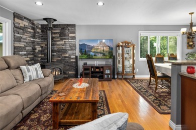 Welcome to your Montana retreat in the sought-after Peaceful - photo 3