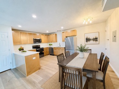 Fabulous completely remodeled, two bedroom, two bathroom, main - photo 7