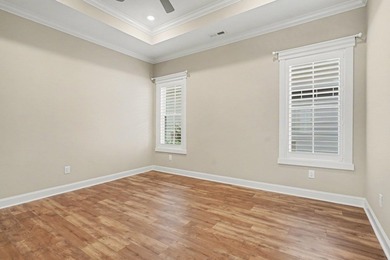 This immaculate Charleston-style Lowcountry home offers - photo 11