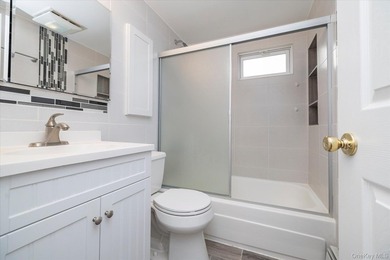 Welcome to this beautifully maintained 4-bedroom, 2-bath - photo 16