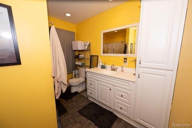 Welcome home to this beautifully maintained 3-bedroom - photo 18