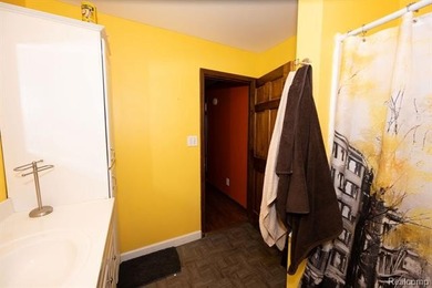 Welcome home to this beautifully maintained 3-bedroom - photo 20