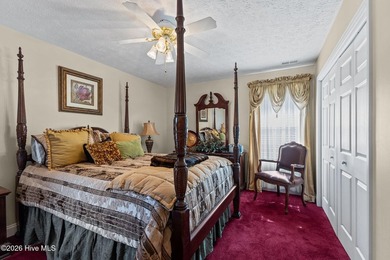 Nestled in the serene and sought-after Berne Glade community - photo 27