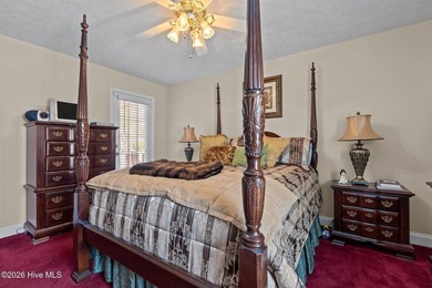 Nestled in the serene and sought-after Berne Glade community - photo 28