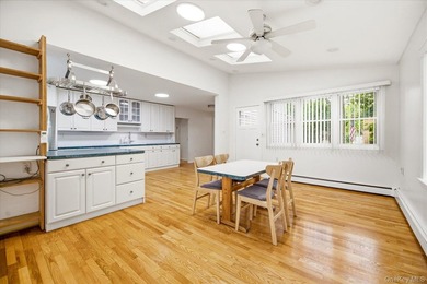 Welcome to this beautifully maintained 4-bedroom, 2-bath - photo 34