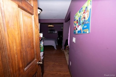 Welcome home to this beautifully maintained 3-bedroom - photo 44