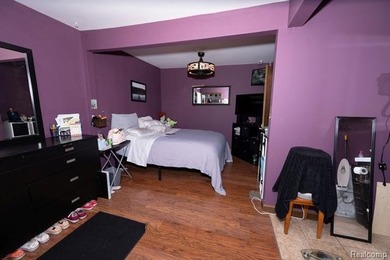 Welcome home to this beautifully maintained 3-bedroom - photo 46