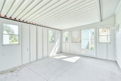 Welcome to 200 Rosecroft! This well-maintained 3-bedroom, 1 - photo 19