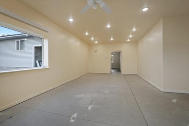 Great property with endless possibilities! Zoned for both - photo 27