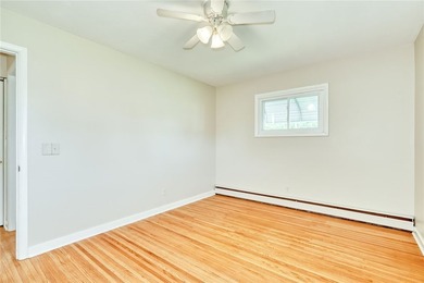 Welcome to 200 Rosecroft! This well-maintained 3-bedroom, 1 - photo 31