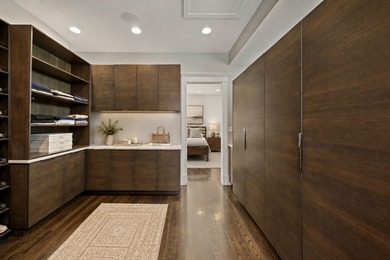 Nestled in leafy East Lakeview is this iconic 5 BR/4.1 BA - photo 31