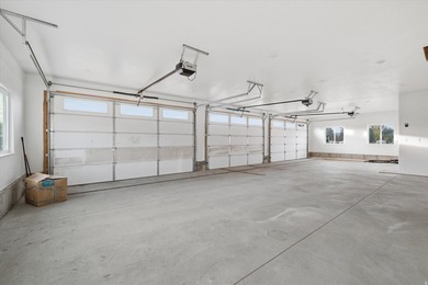 Great property with endless possibilities! Zoned for both - photo 31