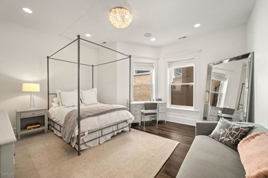 Nestled in leafy East Lakeview is this iconic 5 BR/4.1 BA - photo 35