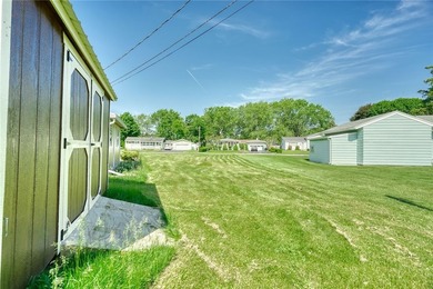 Welcome to 200 Rosecroft! This well-maintained 3-bedroom, 1 - photo 36