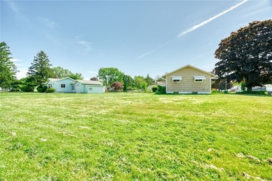 Welcome to 200 Rosecroft! This well-maintained 3-bedroom, 1 - photo 39