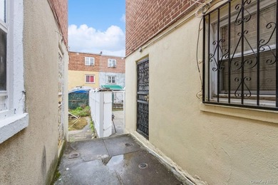 Nestled in the Wakefield neighborhood of the Bronx, 4121 Grace - photo 3