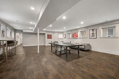 Nestled in leafy East Lakeview is this iconic 5 BR/4.1 BA - photo 44