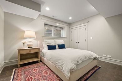 Nestled in leafy East Lakeview is this iconic 5 BR/4.1 BA - photo 46