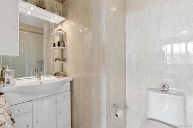 Welcome home to this impeccably designed 2 bedroom ,2.5 bathroom - photo 11