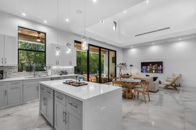 Sophisticated, modern 2019 built Coral Gables residence offering - photo 12