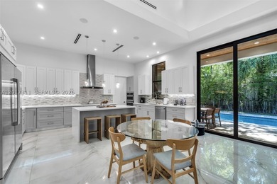 Sophisticated, modern 2019 built Coral Gables residence offering - photo 14