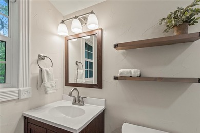 Enjoy the relaxed lake lifestyle in the sought-after community - photo 14