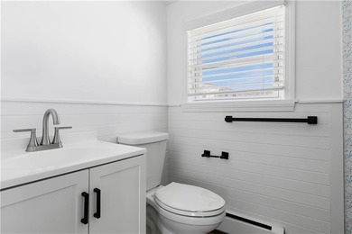 Welcome to your own seaside escape! Perfectly positioned across - photo 15