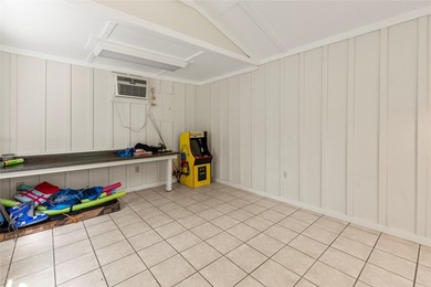 Enjoy the relaxed lake lifestyle in the sought-after community - photo 25