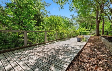 Enjoy the relaxed lake lifestyle in the sought-after community - photo 27